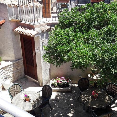 Camere Di Ulisse Ериче Номер фото